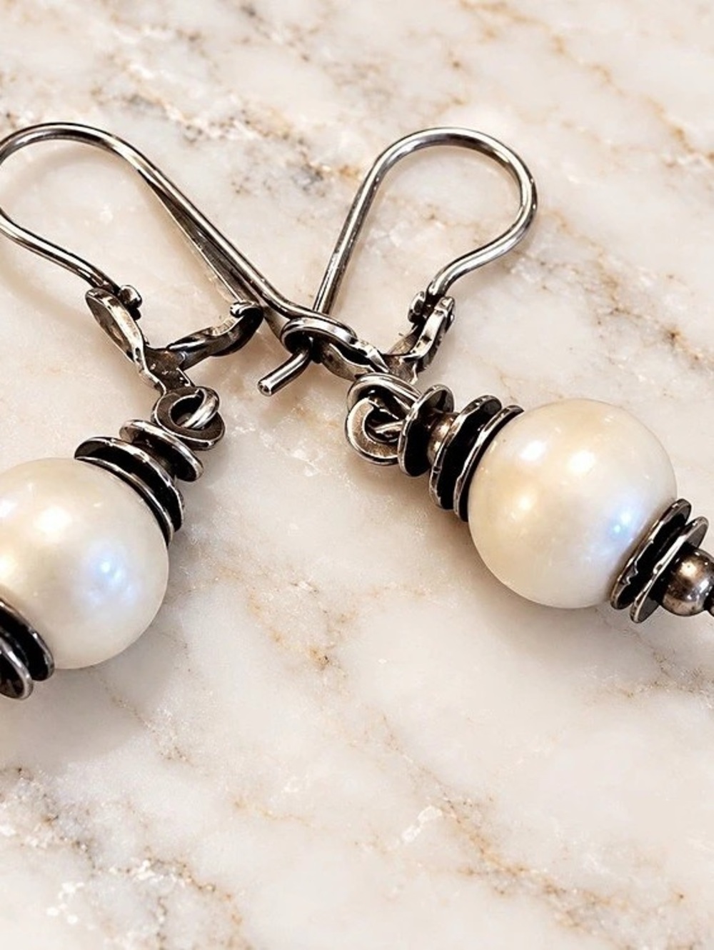 Silpada Pearl Drop Earrings with Silver Like New